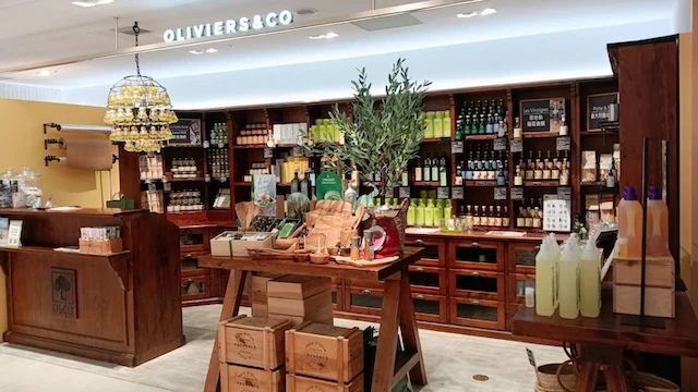 台北 新光三越南西本館