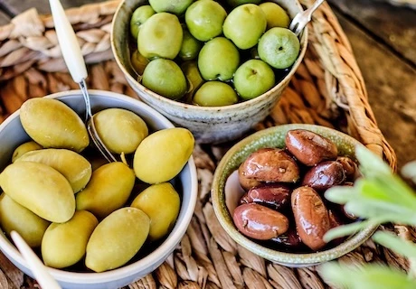 地中海春饗料理 (台南)